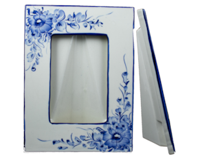  Moldura decorativa em faiança pintada à mão motivo flor azul