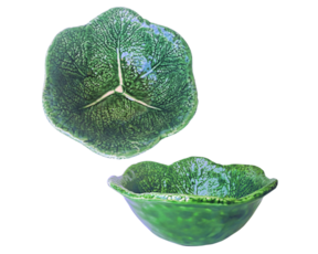 Saladeira couve em faiança pintada à mão motivo verde caldas