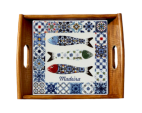 Tabuleiro asa lisa envernizado escuro com azulejo decorado 15x15 cm motivo sardinhas
