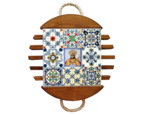 Base de tacho em madeira envernizada com azulejo decorado 15x15 cm multi-padrão santo cristo