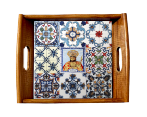Tabuleiro asa lisa madeira envernizada com azulejo decorado 15x15 cm multi-padrão santo cristo