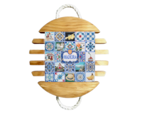 Base de tacho em madeira natural com azulejo decorado 15*15 cm motivo paisagens arquipélago da Madeira