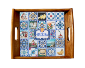 Tabuleiro asa lisa em madeira envernizada com azulejo decorado 15*15 cm paisagens arquipélago da Madeira