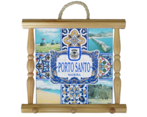 Suporte de panos em madeira natural com azulejo decorado 15*15 cm motivo  Porto santo