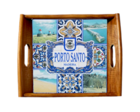 Tabuleiro asa lisa em madeira envernizada com azulejo decorado 15*15 cm motivo  Porto santo