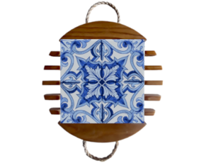 Base de tacho em madeira envernizada com azulejo decorado 15*15 cm padrão 79A.