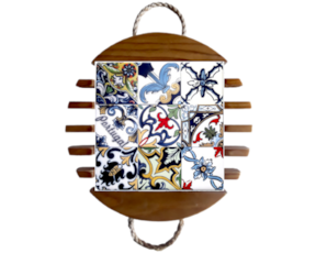 Base de tacho em madeira envernizada com azulejo decorado 15*15 cm padrão 76.