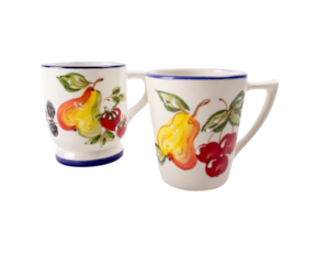 Caneca em faiança pintada à mão decoração frutos