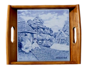 Tabuleiro asa lisa envernizado Bordadeira 15x15 cm
