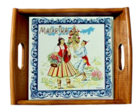 Tabuleiro asa lisa Brinquinho 15x15 cm